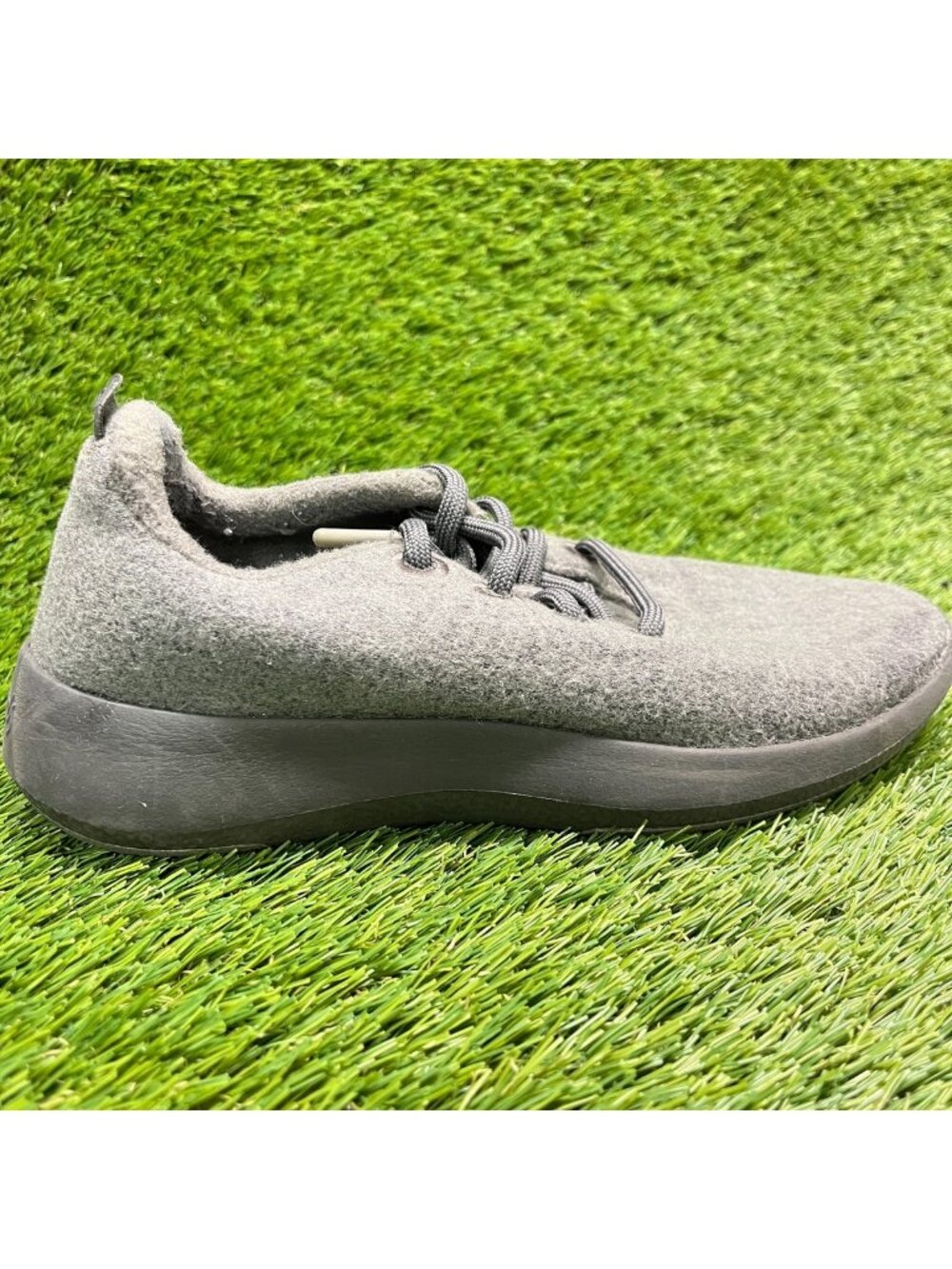 Allbirds Wool Runner Mizzles Womens Size 7 Gray Athletic Running Shoes Sneakers